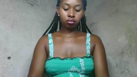 florencia011 online show from 02/02/26, 11:53