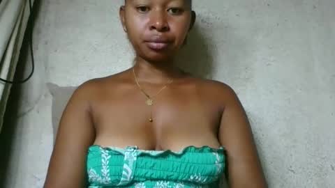 florencia011 online show from 03/05/26, 11:01