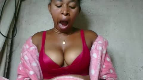 florencia011 online show from 03/15/26, 12:27