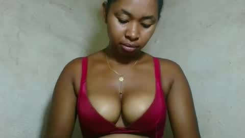Snapshot of florencia011 chatting on 05/03/26, 05:24 florencia011 online show from 05/03/26, 05:24