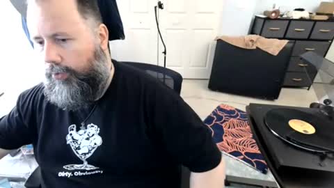 Snapshot of floridabearx chatting on 07/12/26, 12:01 FloridaBear online show from 07/12/26, 12:01