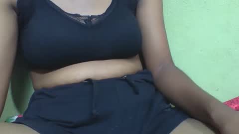 florine592953 online show from 02/10/26, 03:05