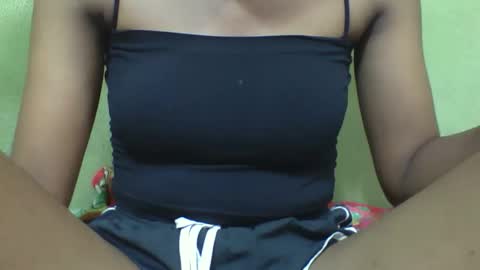 florine592953 online show from 02/17/26, 04:31