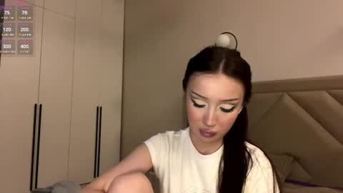 Lucy online show from 07/08/26, 07:07