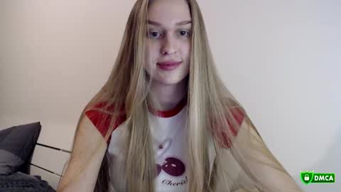 Florisa online show from 10/26/25, 07:42