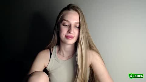 Florisa online show from 10/30/25, 10:32