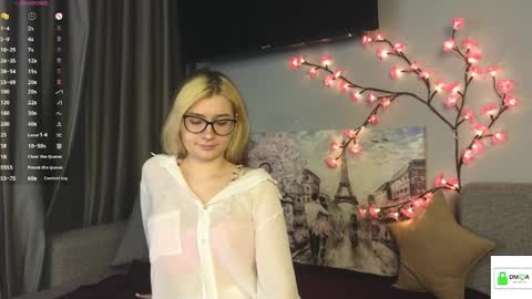 Helly online show from 04/16/26, 08:31