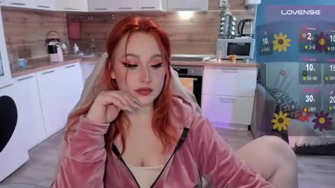 Snapshot of flower_camellia chatting on 12/18/24, 05:59 Camelia online show from 12/18/24, 05:59