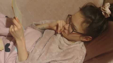 say meow and send tip  online show from 02/22/26, 12:56