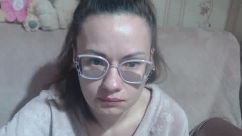 say meow and send tip  online show from 03/28/26, 11:10