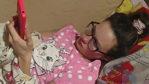 say meow and send tip  online show from 03/10/25, 10:55