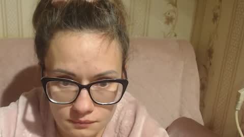 say meow and send tip  online show from 10/26/25, 08:37