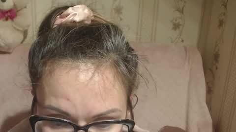 say meow and send tip  online show from 11/26/25, 09:49