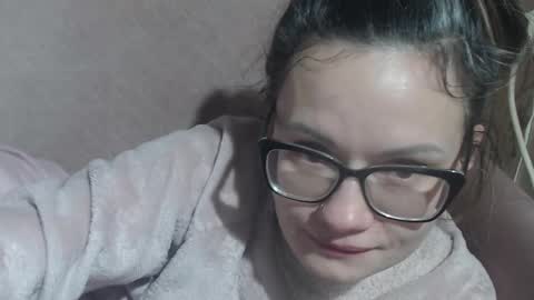 say meow and send tip  online show from 02/09/26, 08:24