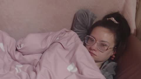 say meow and send tip  online show from 03/20/26, 11:04