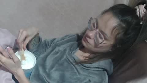 say meow and send tip  online show from 03/23/26, 08:02