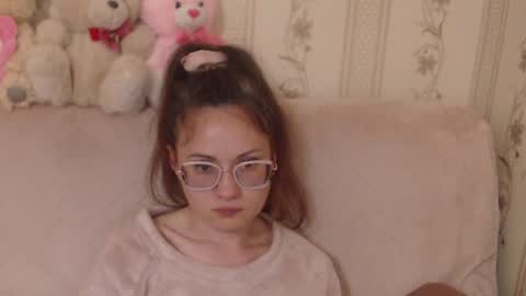 say meow and send tip  online show from 05/04/26, 08:49