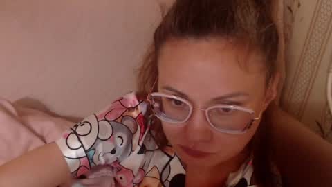 say meow and send tip  online show from 05/13/26, 04:04