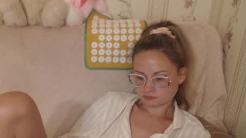 say meow and send tip  online show from 06/26/26, 07:18