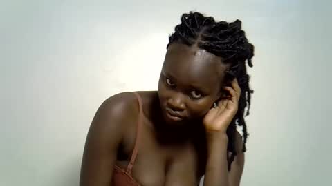 flowerdiva002 online show from 11/09/25, 05:39