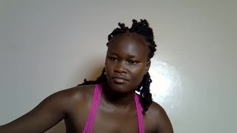 flowerdiva002 online show from 11/13/25, 08:46