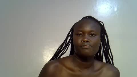 flowerdiva002 online show from 12/17/25, 06:03