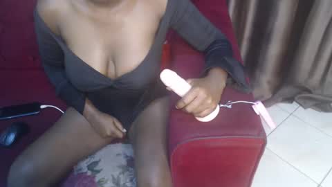 Snapshot of flowerebny chatting on 09/13/25, 06:51 Flower online show from 09/13/25, 06:51