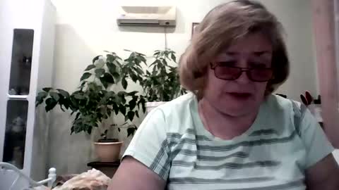 Flowerlower online show from 02/07/25, 05:40