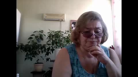 Flowerlower online show from 02/20/25, 08:17