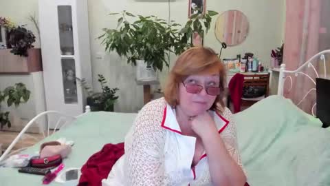 Flowerlower online show from 10/03/25, 07:00