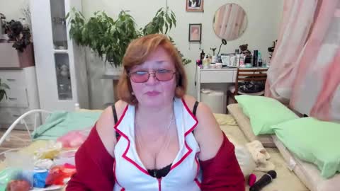 Flowerlower online show from 10/21/25, 05:57