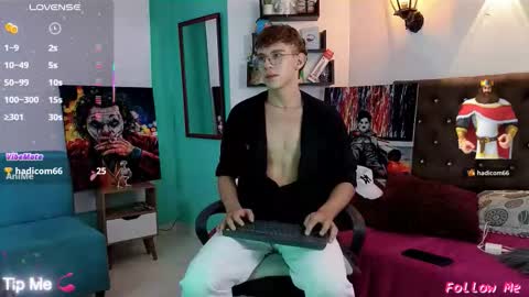 flowers109 online show from 11/21/25, 10:30