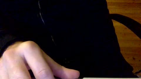 Snapshot of flowmover chatting on 02/19/25, 08:41 flowmover online show from 02/19/25, 08:41