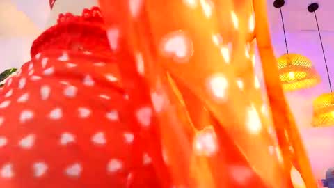  FLUFFY BUBBLE  online show from 04/22/26, 04:37