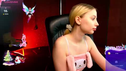 fluffy_cloude online show from 01/08/26, 01:19