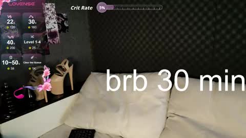 fluffy_cloude online show from 04/18/26, 04:22