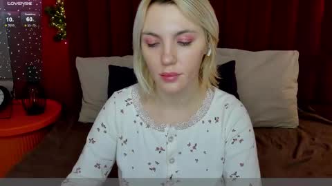 Monica online show from 01/09/25, 01:29