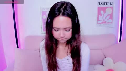 Snapshot of fluffy_rose chatting on 09/10/25, 08:25 Rose online show from 09/10/25, 08:25