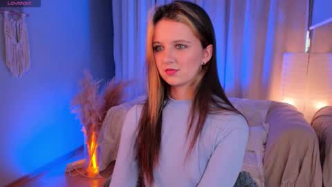 LilLisa online show from 12/02/25, 04:24