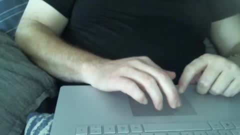 Snapshot of fluidconscience chatting on 11/28/25, 06:43 FluidConscience online show from 11/28/25, 06:43