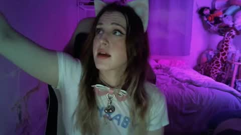 Flux online show from 04/22/26, 01:45