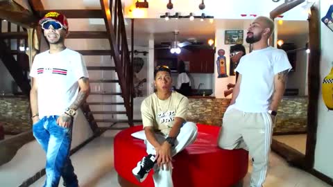 flyckers online show from 12/30/24, 06:38