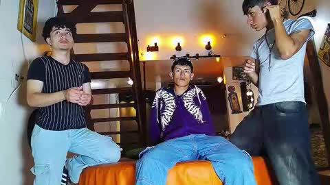 flyckers online show from 11/01/25, 08:22