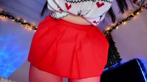 Snapshot of flylia_ chatting on 12/02/24, 02:53 lia online show from 12/02/24, 02:53