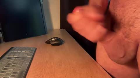 Snapshot of fm8719 chatting on 10/06/25, 11:18 fm8719 online show from 10/06/25, 11:18