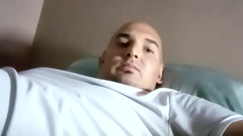 Snapshot of fn389 chatting on 02/23/25, 05:45 Frank online show from 02/23/25, 05:45