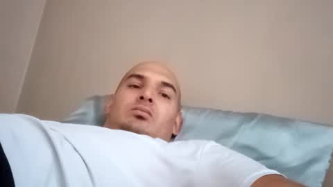 Snapshot of fn389 chatting on 02/23/25, 07:28 Frank online show from 02/23/25, 07:28