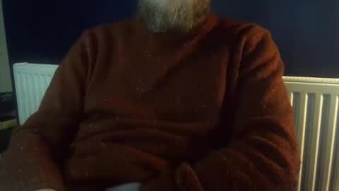 Snapshot of fns2011 chatting on 01/02/25, 04:35 fns2011 online show from 01/02/25, 04:35