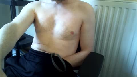 Snapshot of fns2011 chatting on 03/03/25, 11:44 fns2011 online show from 03/03/25, 11:44