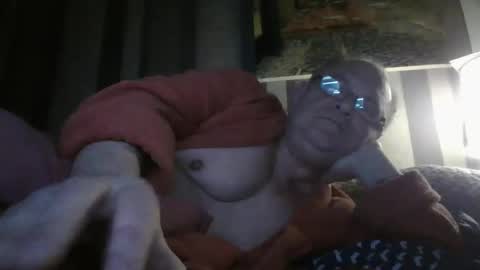 Snapshot of fofodi chatting on 03/12/26, 12:50 fofodi online show from 03/12/26, 12:50